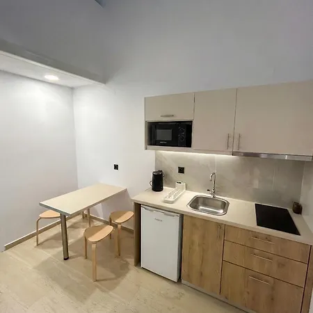 Hestia Apartmanhotel 3*